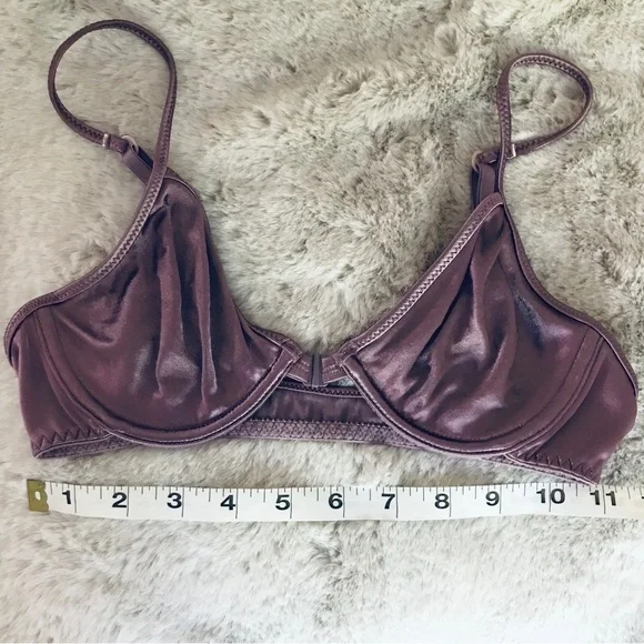 VNT Second‎ Skin Victoria’s Secret Bra